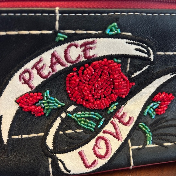 Vintage Isabella Fiore Peace Love Black Red Embroidered Beaded Wristlet Clutch - Picture 2 of 11